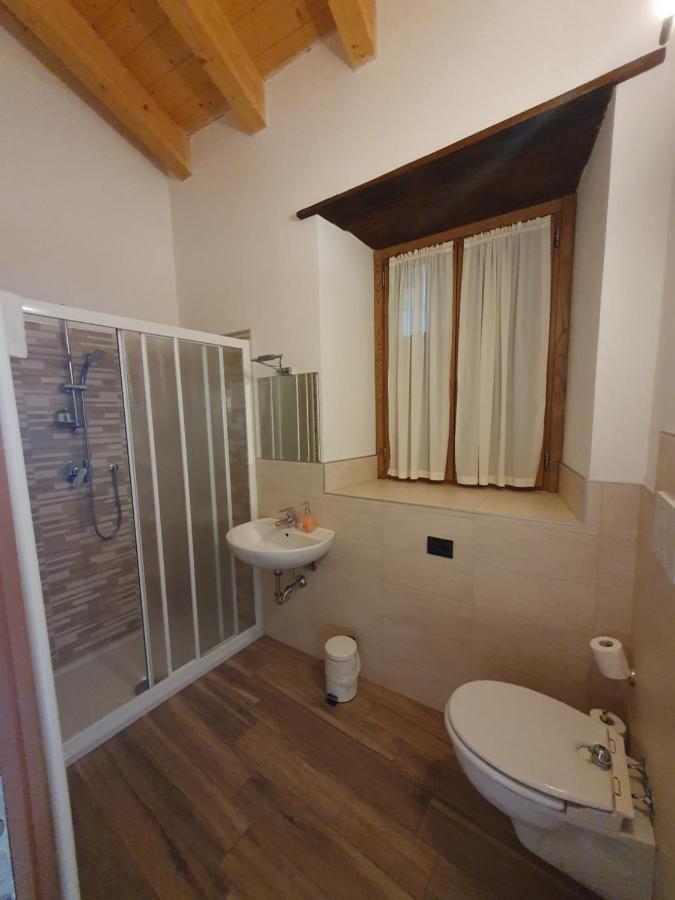 La Tana Del Tasso Rooms&Breakfast Camerata Cornello 外观 照片