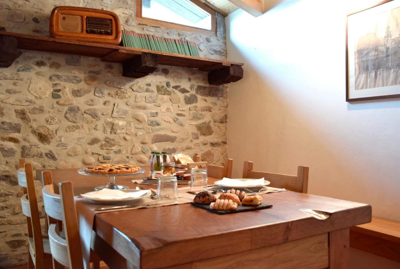 La Tana Del Tasso Rooms&Breakfast Camerata Cornello 外观 照片