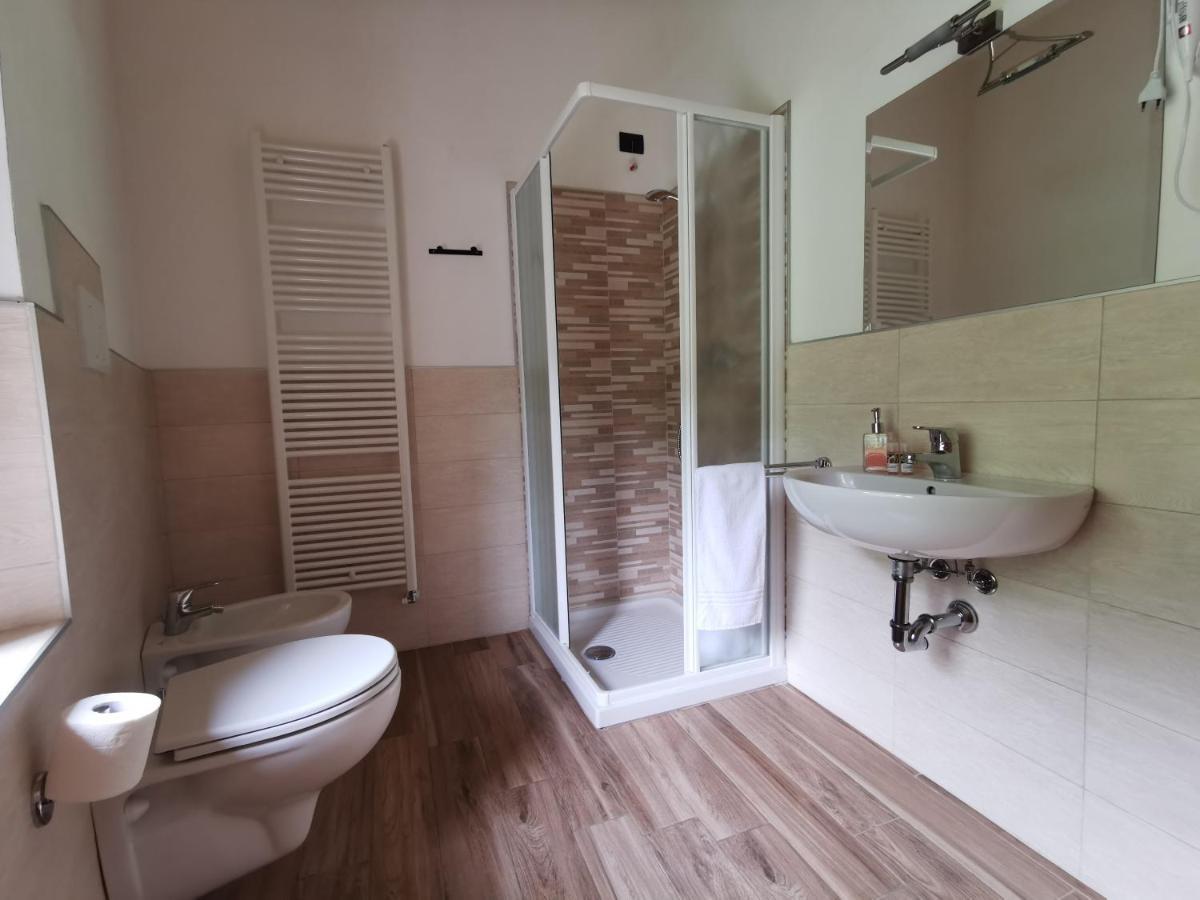 La Tana Del Tasso Rooms&Breakfast Camerata Cornello 外观 照片